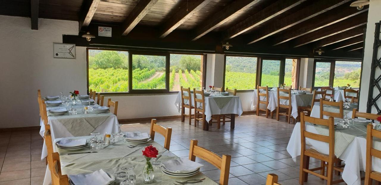 Agriturismo Vermentino Monti Buitenkant foto